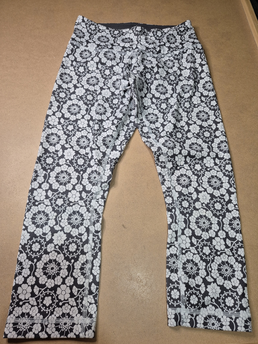 lululemon athletica Black and Gray Yoga Leggings